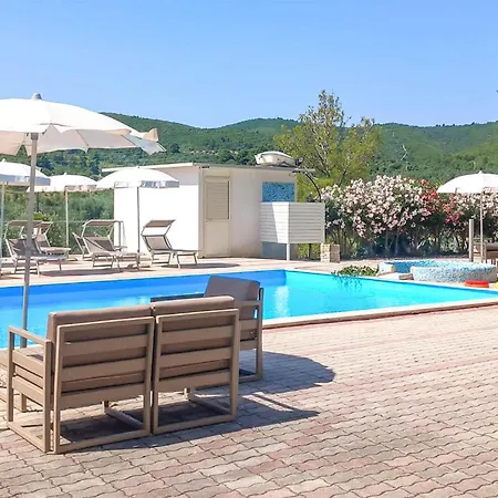 Stunning In With Wifi Apartment Vieste